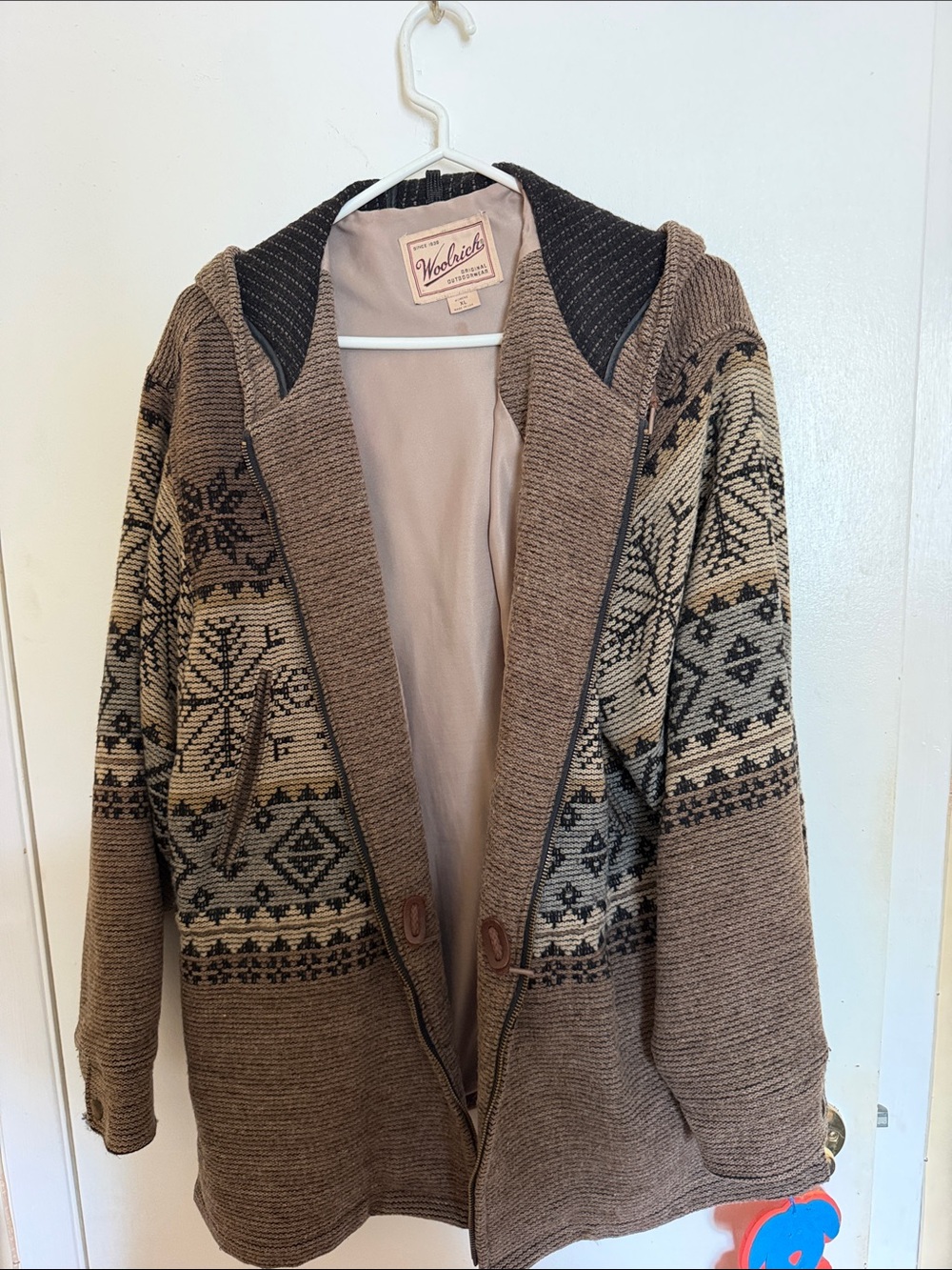 Woolrich Women's Brown and Cream Patterned Zip Hoodie Sweater